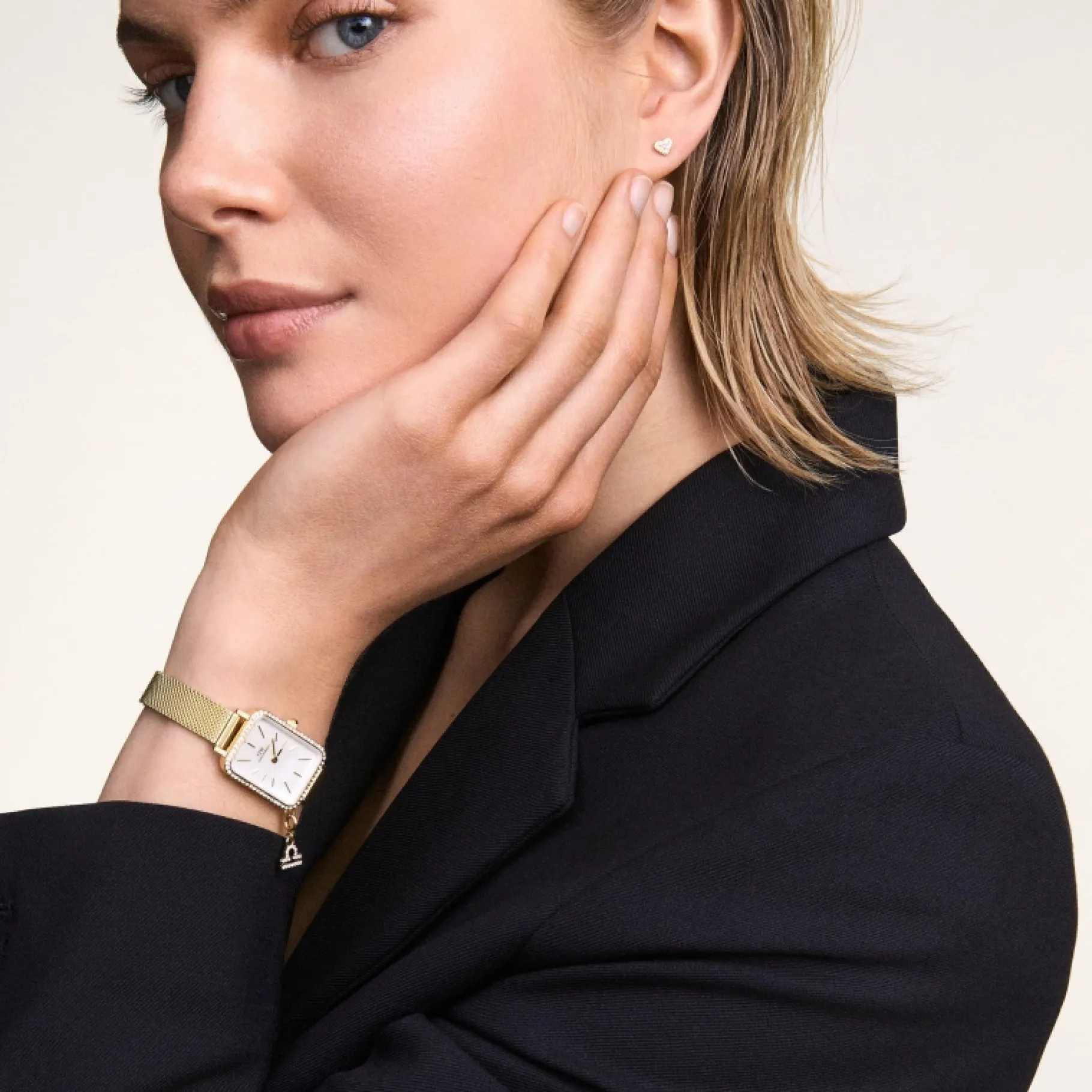 Daniel Wellington Crystal Heart Stud> Orecchini